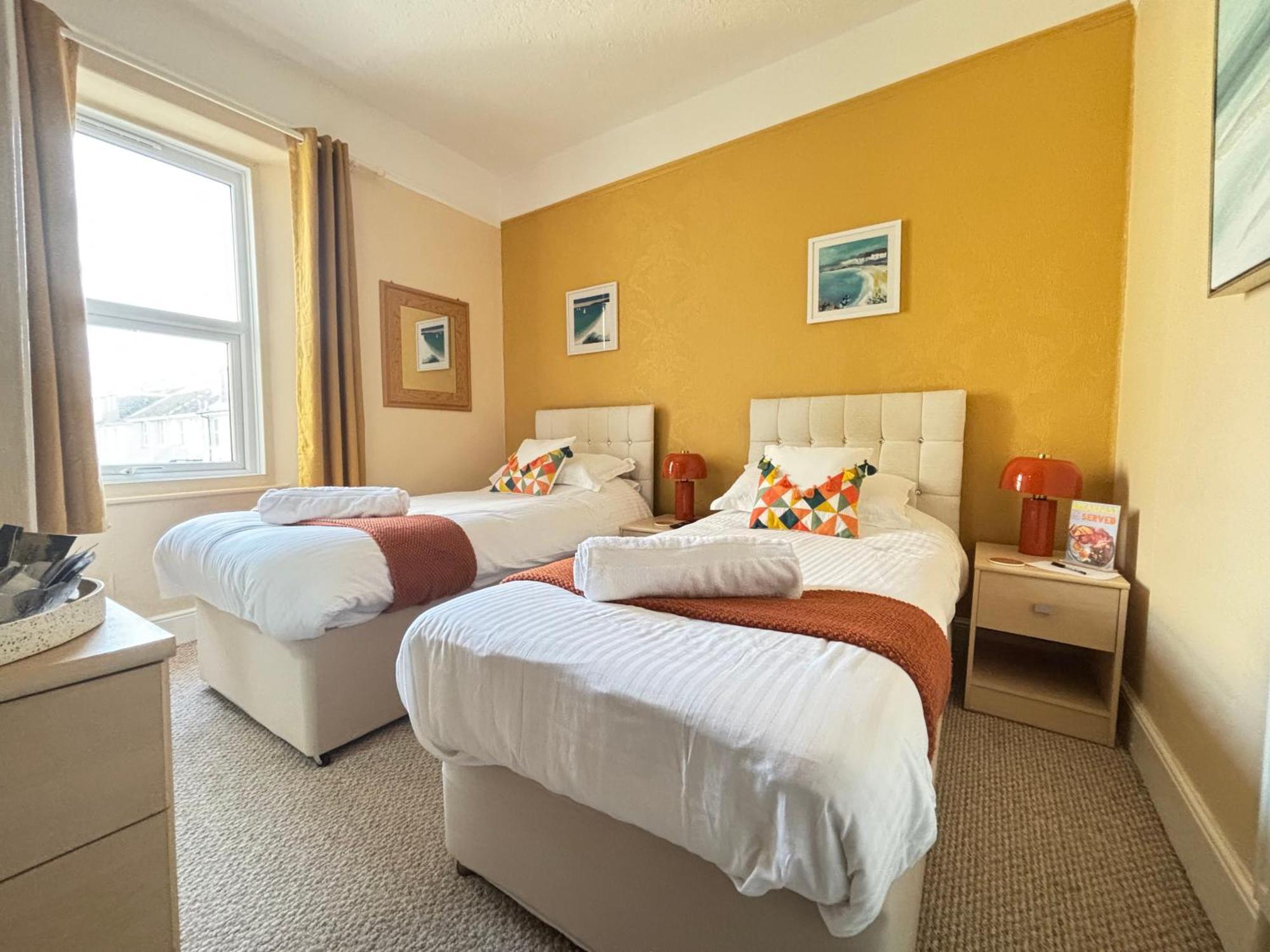 Three Palms Hotel Paignton Bagian luar foto